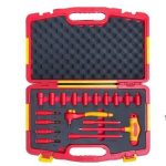 VDE 1000V Insulated 18-Piece 1/4" Tool Set | Hex Sockets, Screwdriver Sockets, Long & Short Extension Bars, Ratchet Wrench & T-Handle Wrench | 5–14mm Metric Sizes | Ergonomic Dual-Color Injection Molded Design | 10000V High Voltage Tested | DIN EN IEC 60900:2018 Certified | PHC18