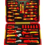 VDE 1000V Insulated 37-Piece 1/2" Tool Set | 1/2" Metric Sockets 8–24mm, Reversible Ratchet Wrench, Extension Bars & Hex Sockets | Combination Pliers, Heavy-Duty Diagonal Cutters, Long Nose Pliers, Adjustable & Open-End Wrenches | Phillips & Slotted Screwdrivers, Cable Knife | Ergonomic Dual-Color Design | 10000V High Voltage Tested | DIN EN IEC 60900:2018 Certified | PHC37
